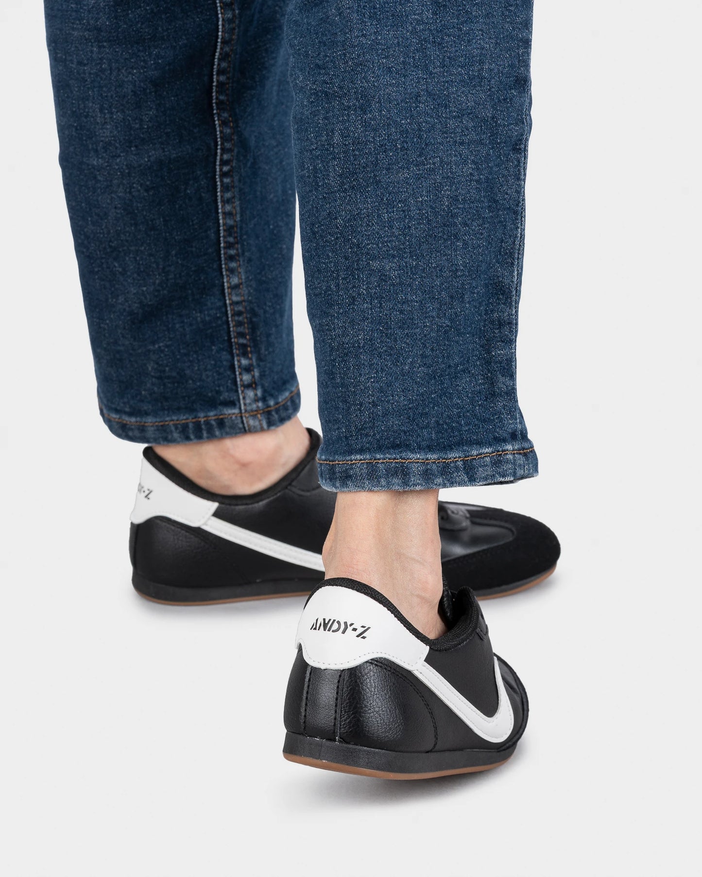 Thick-Sole Graffiti Punk Men's Sneakers